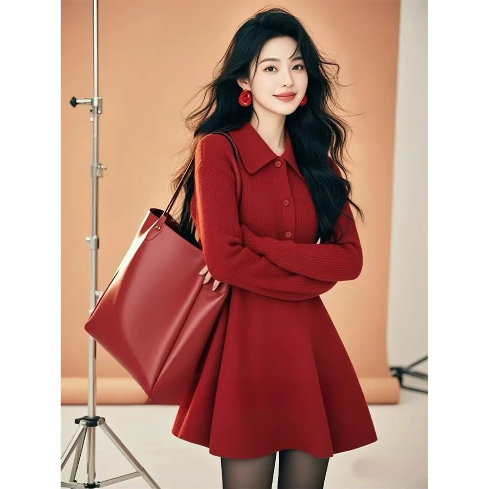 圣诞穿搭裙子2024新款女秋冬季法式高级感减龄显瘦红色针织连衣裙
