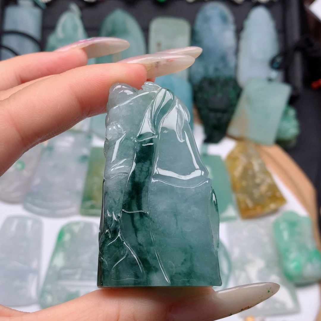 【闪购商品】翡翠颈饰未镶嵌〖****呆节节高升