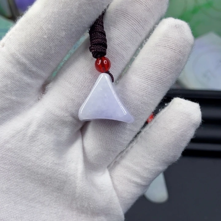 翡翠未镶嵌挂件片料