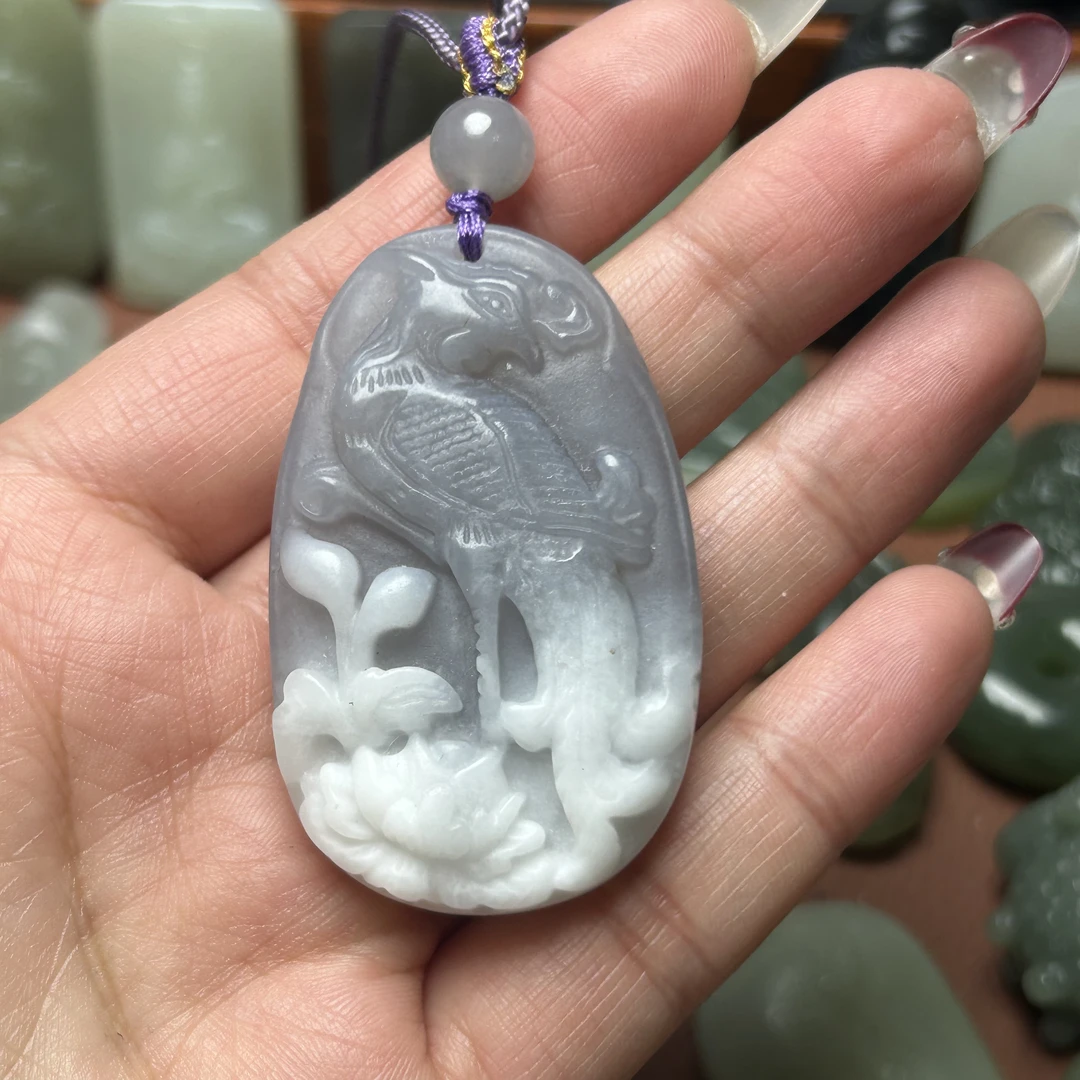 精品和田玉小挂件