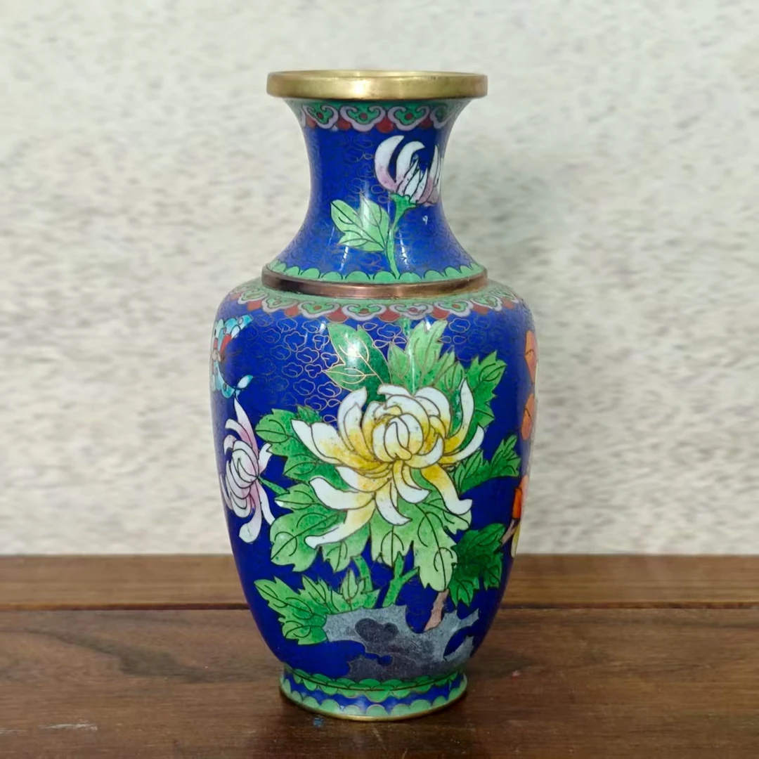 铜胎珐琅观音瓶收到【实物以直播间展示为主】5170117