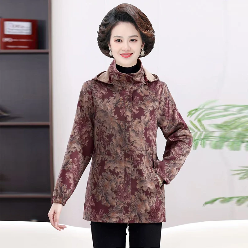 中老年女秋季新款妈妈装休闲百搭长袖外套连帽风衣印花春秋天上衣