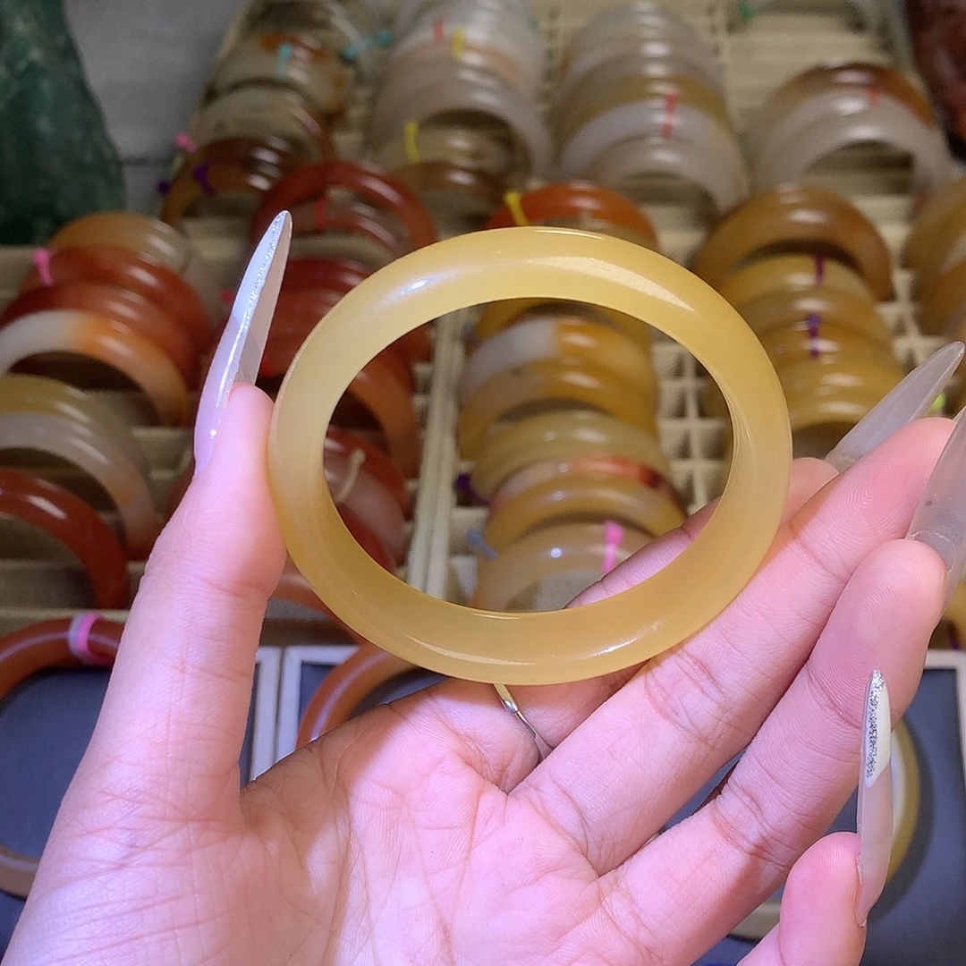 石英质玉（黄龙玉）未镶嵌手镯