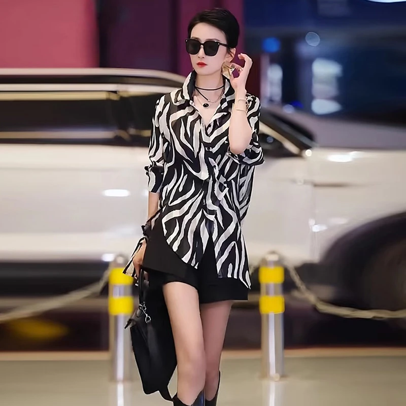 条纹polo领春季显瘦衬衫2025年新款单排扣个性女装休闲文艺范上衣