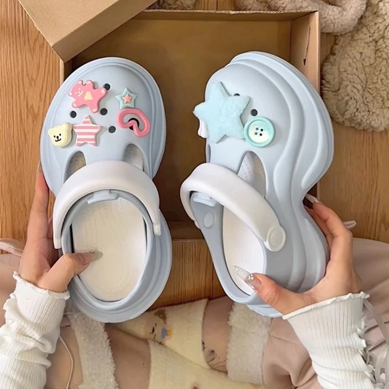 多巴胺厚底增高洞洞鞋女夏季外穿网红防滑沙滩凉鞋包头半拖鞋假日