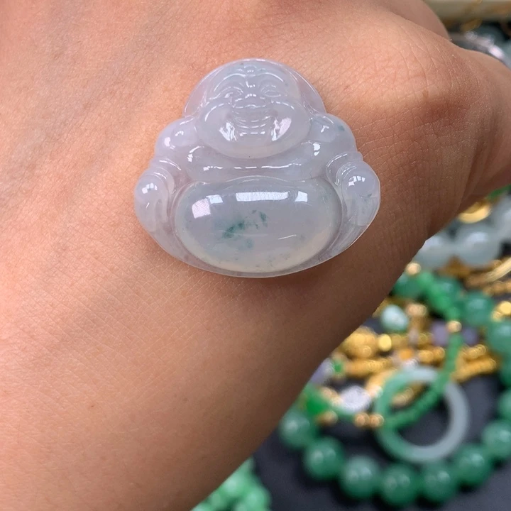 翡翠未镶嵌颈饰佛公
