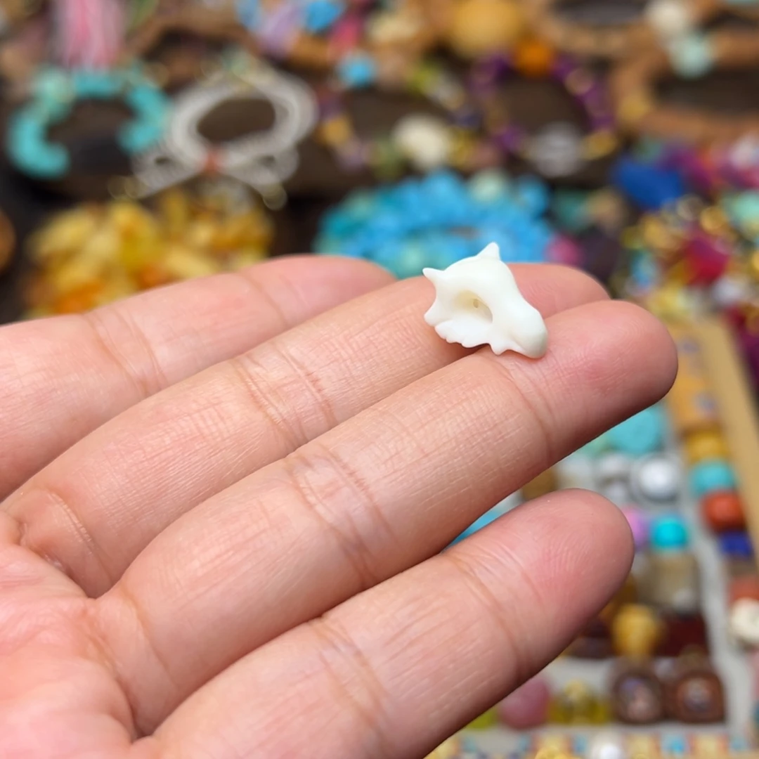 非金属脑壳儿发一颗