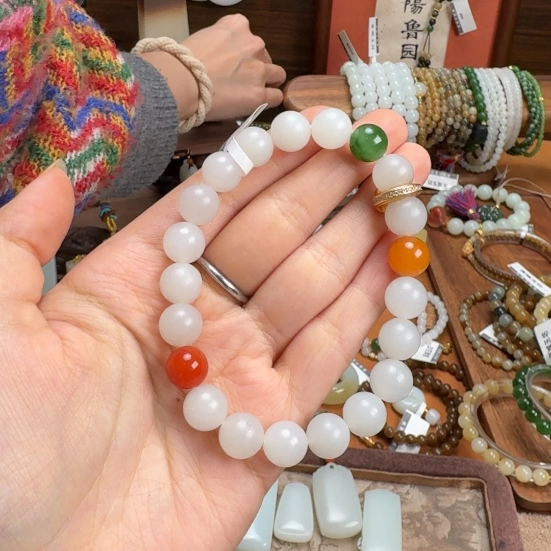 和田玉（糖玉）未镶嵌手链