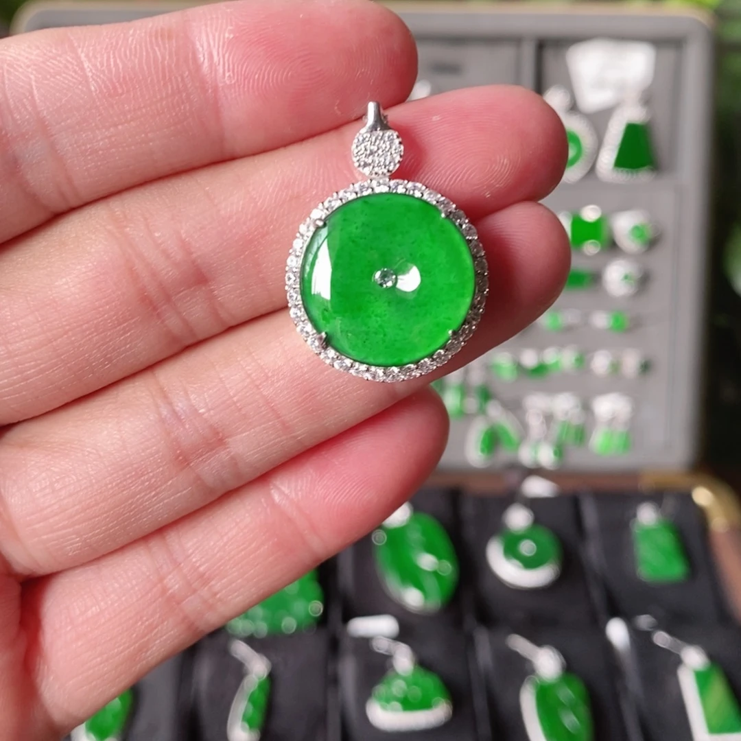 翡翠银S925镶嵌吊坠(不含链)平安扣
