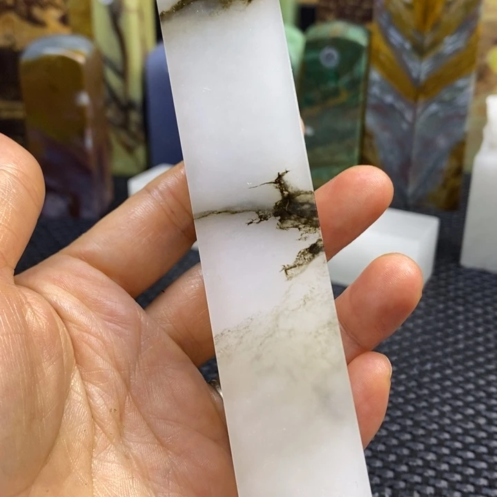 南美石闲***舞青田石印章石