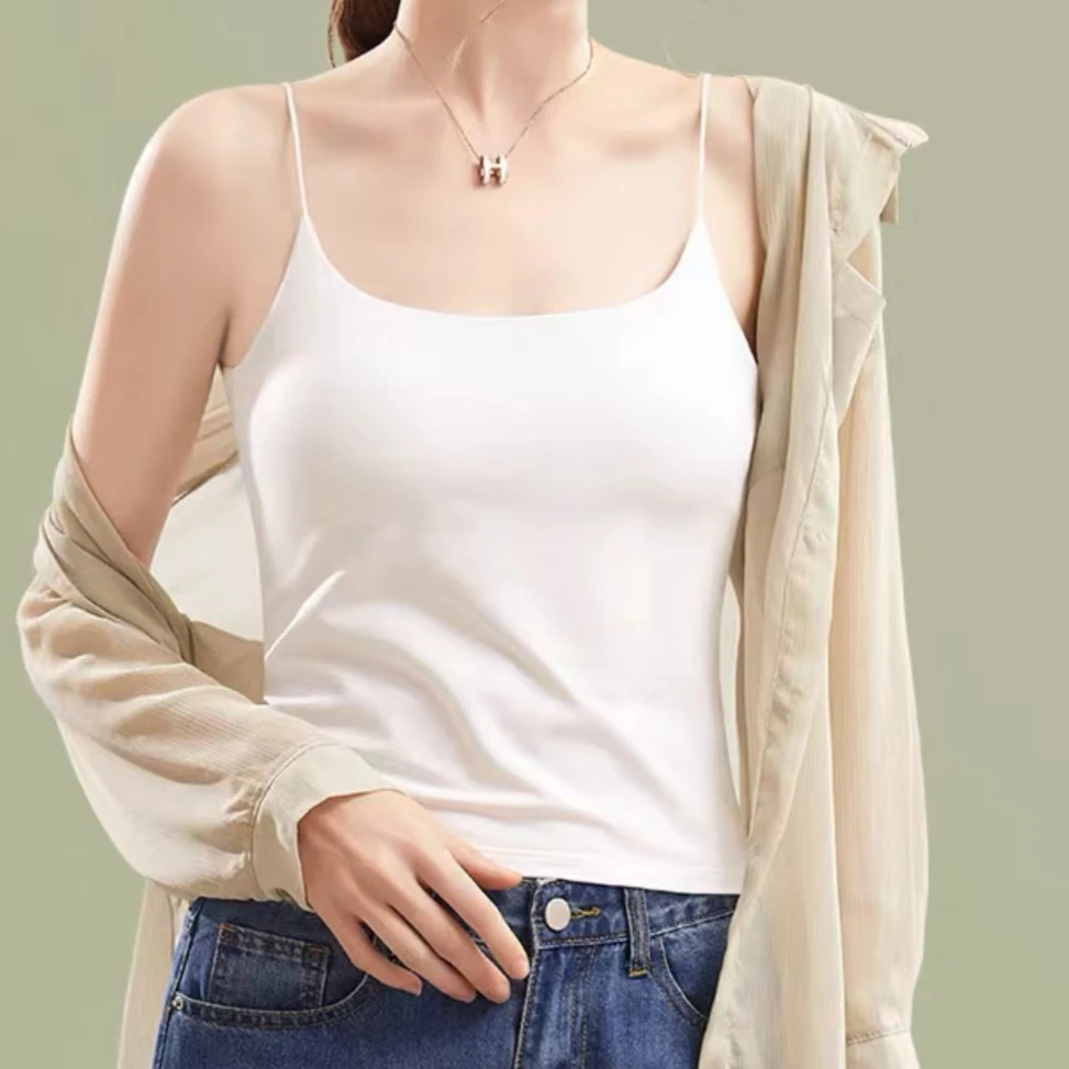 『豆宝』“不支持七天”薄款免穿内衣细肩带吊带背心美背 E053