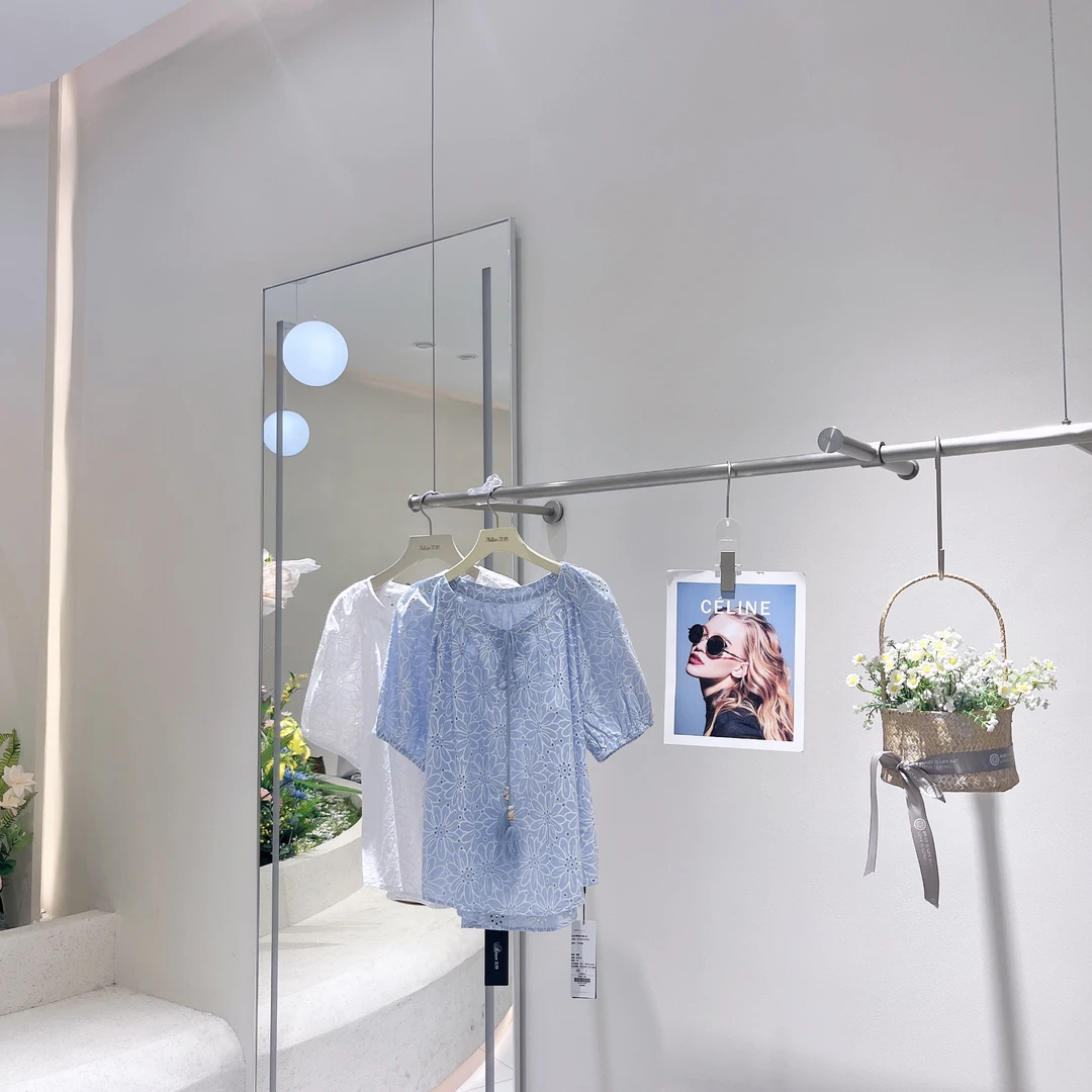 艾然夏季上新镂空设计感上衣高级韩系百搭9256