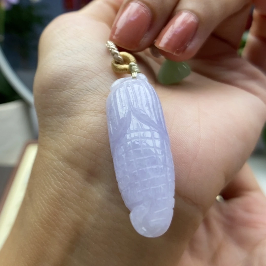 颈饰未镶嵌翡翠吊坠1