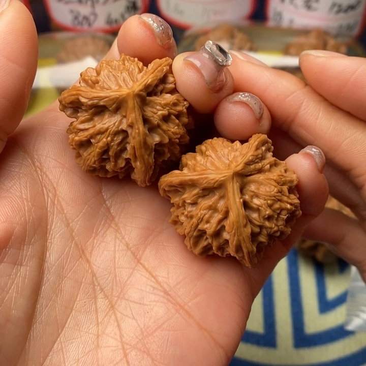 桃核吊坠三棱33核桃