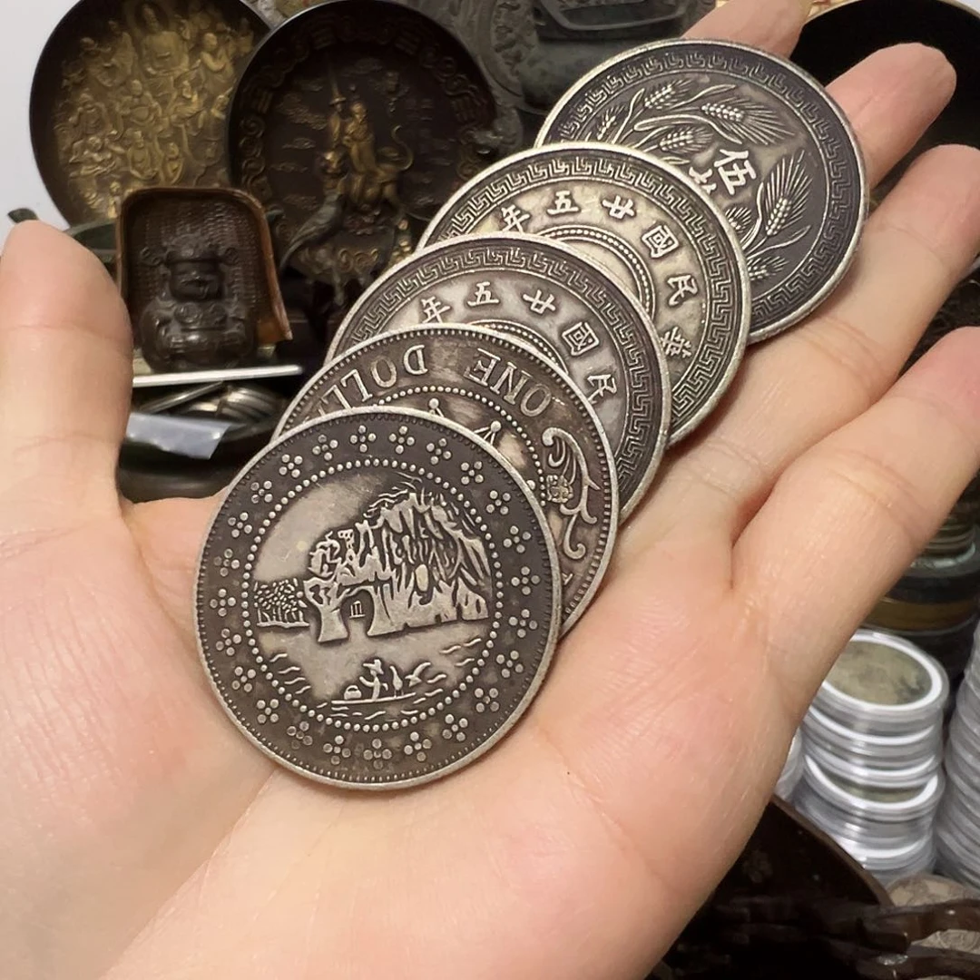 金属复古风格摆件