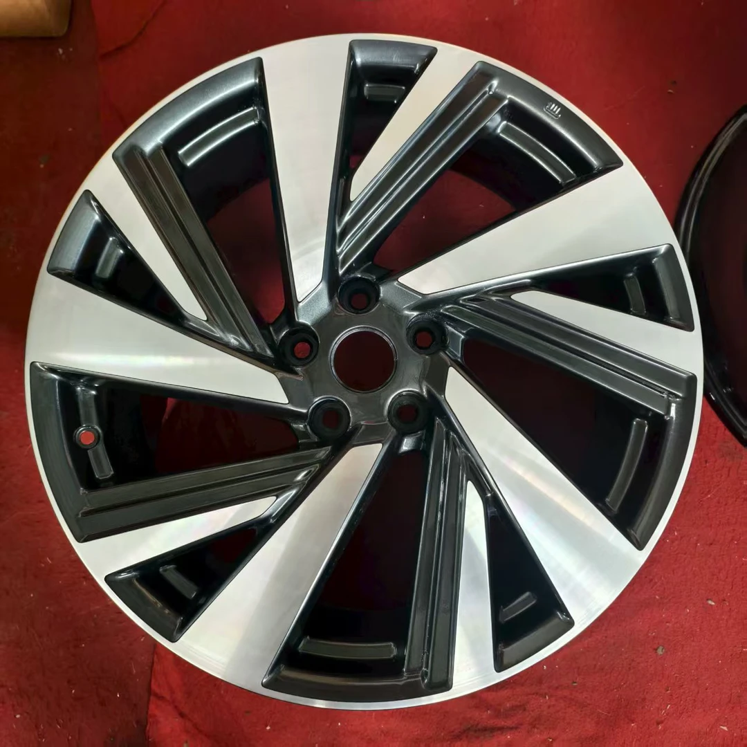 尼桑楼兰20寸原装轮毂