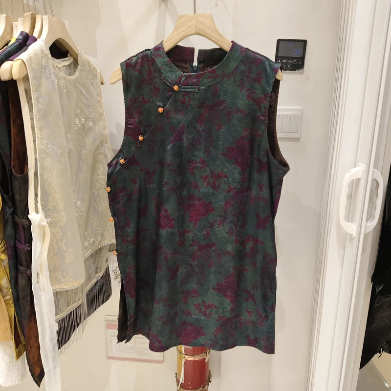 斜襟盘扣提花老钱风中长款马甲背心女夏季新款气质无袖上衣女款潮