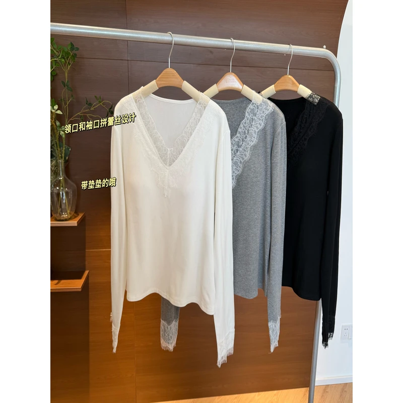 【瘦瘦】秋冬三色V领薄绒正肩微修身带胸垫蕾丝拼接套头打底S01202