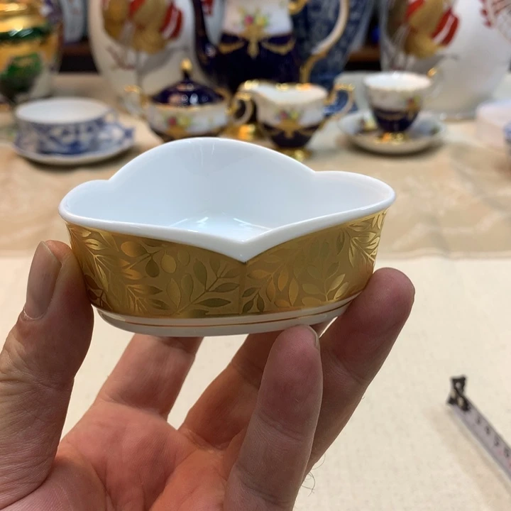 紫砂金瓷阁精品瓷器店