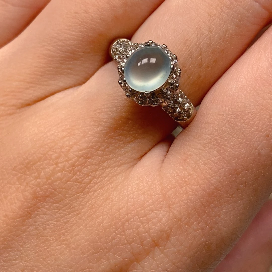 翡翠戒指未镶嵌?**香蓝冰