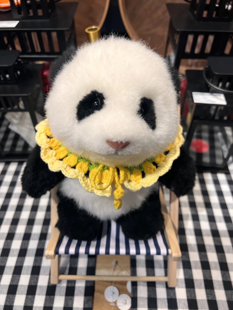 大头系列熊猫围脖，纯手工钩针制作，仅包含围脖