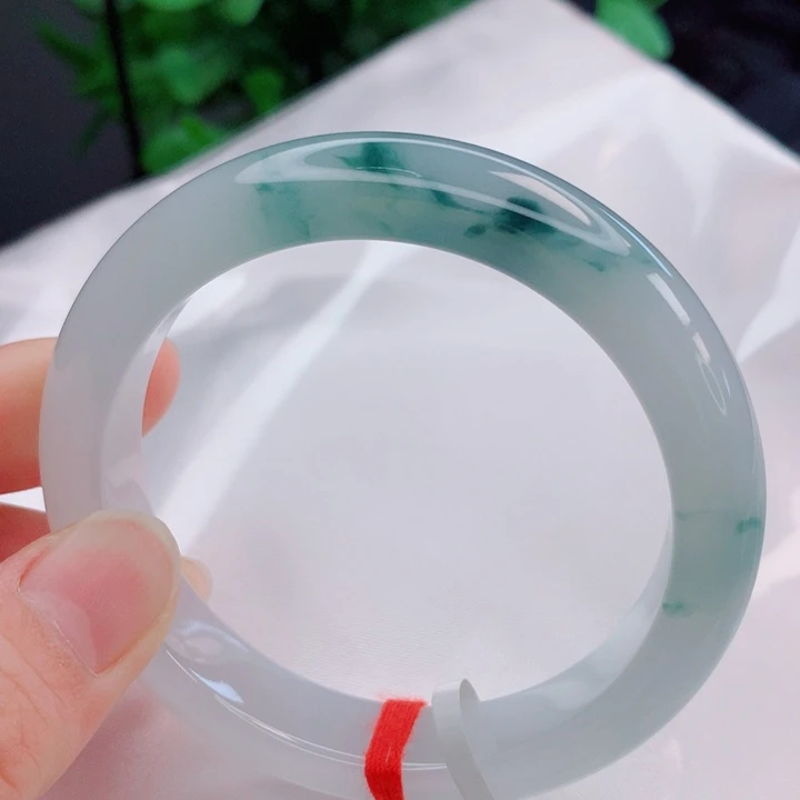 翡翠未镶嵌手镯57圈口
