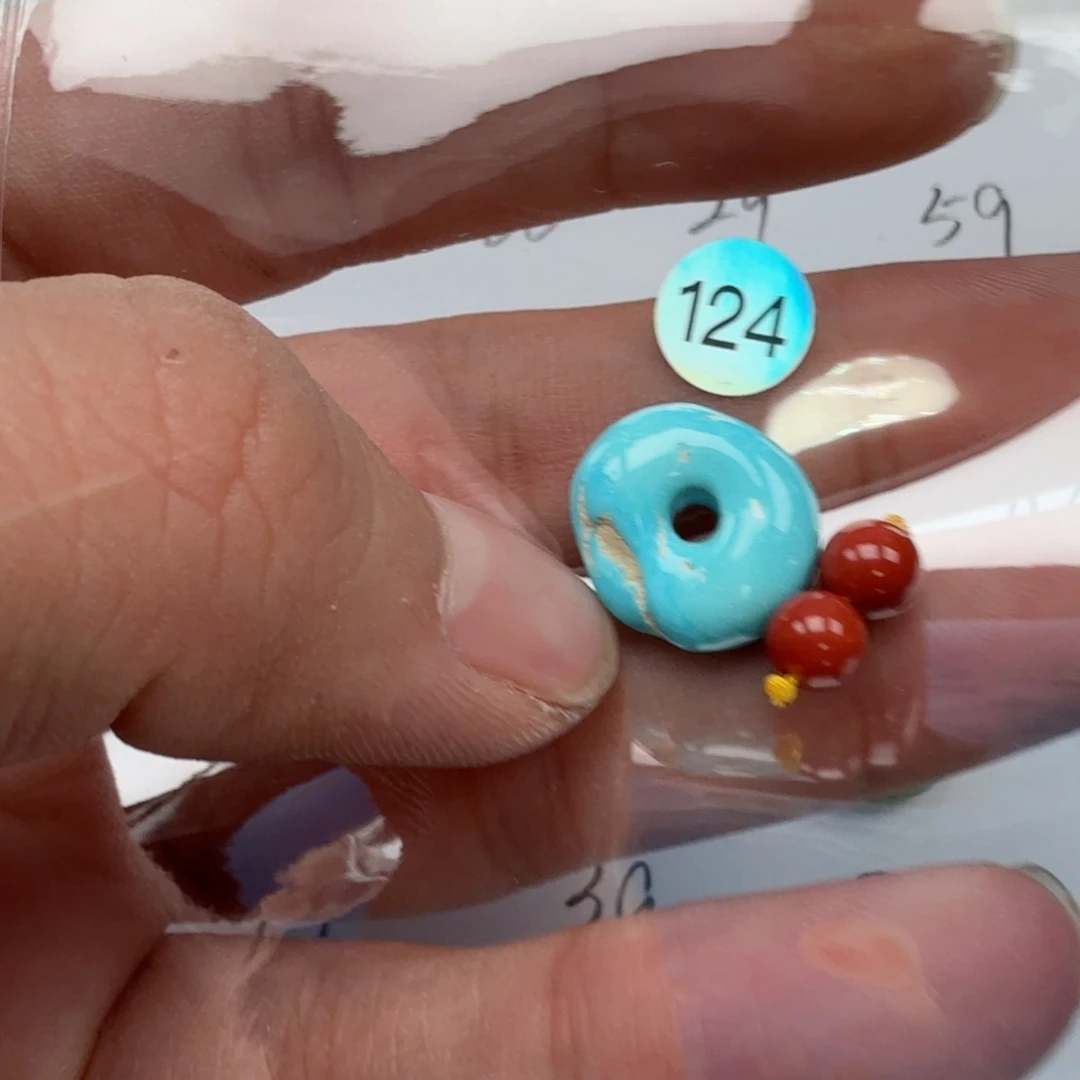 南红玛瑙未镶嵌珠宝奇石