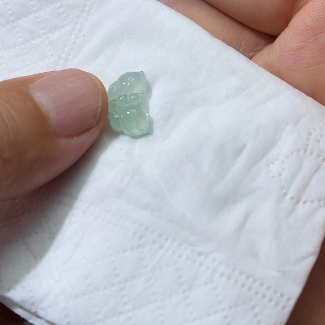 颈饰未镶嵌翡翠蝴蝶