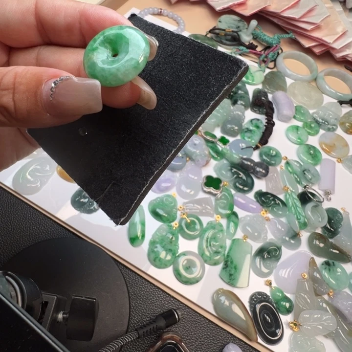 吊坠(不含链)未镶嵌翡翠49