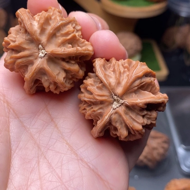 把件文玩核桃阿*三棱37