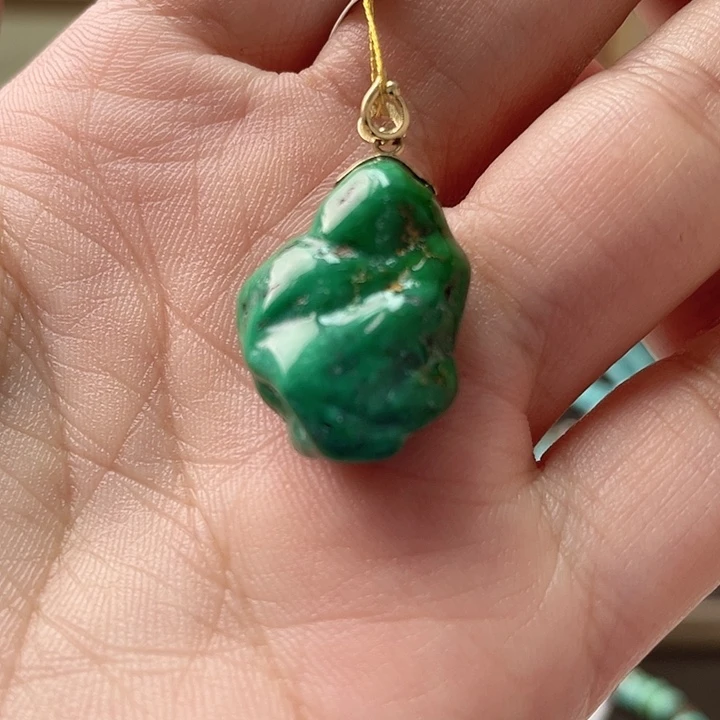 18K金镶嵌绿松石珠宝奇石