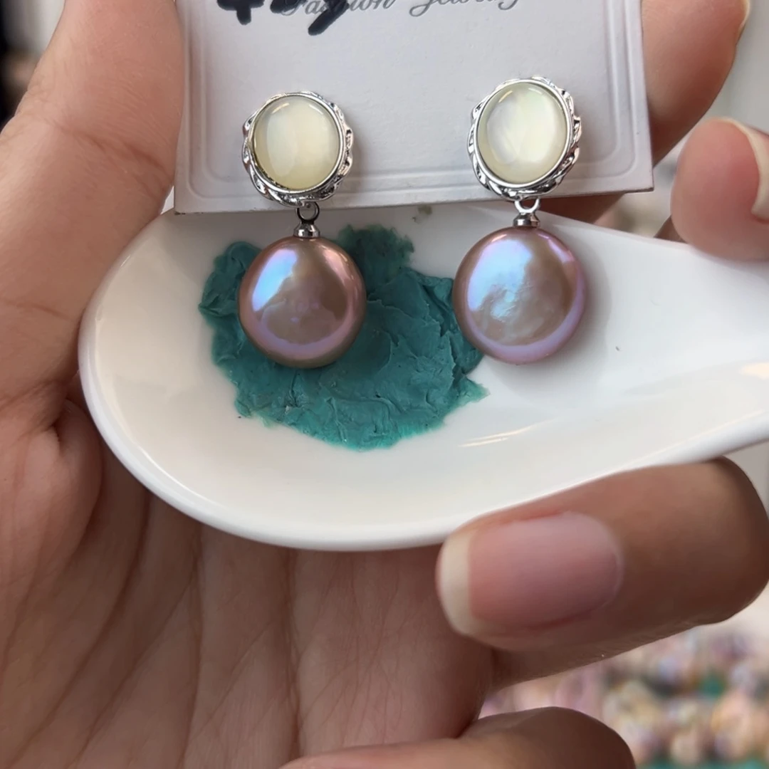 淡水珍珠耳饰未镶嵌