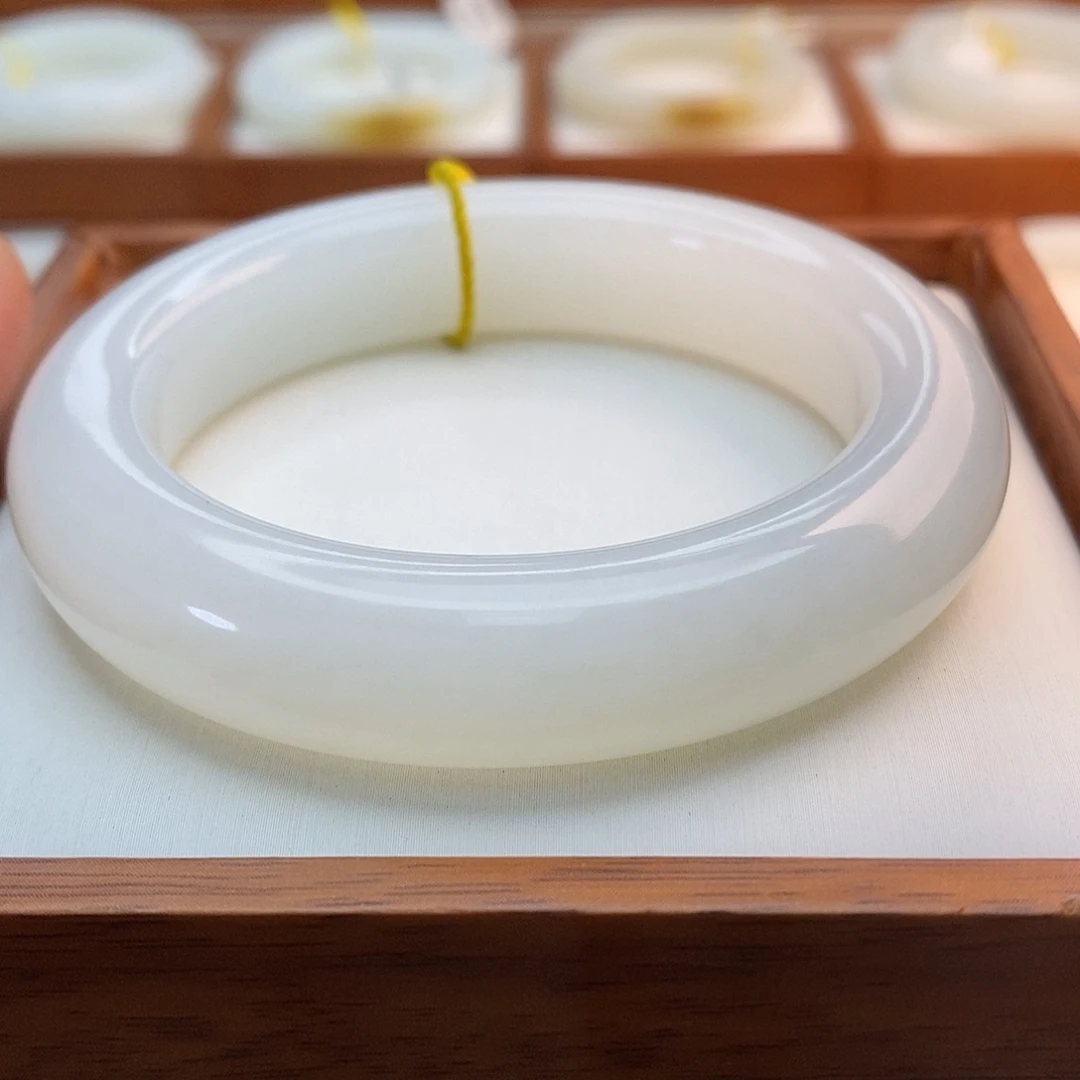 和田玉（白玉）未镶嵌手链