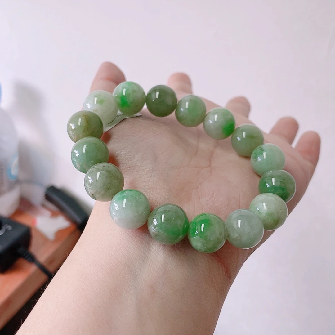 定制翡翠未镶嵌珠串