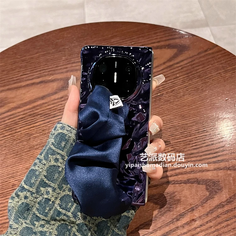 适用华为matex5/x6折叠典藏版手机壳电镀褶皱丝巾腕带保护套女士