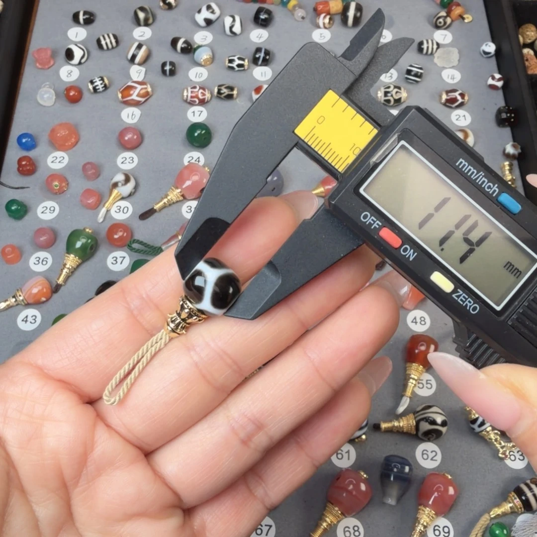 玛瑙/玉髓未镶嵌饰品