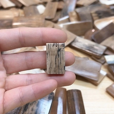 天然猛犸象牙瑕疵品