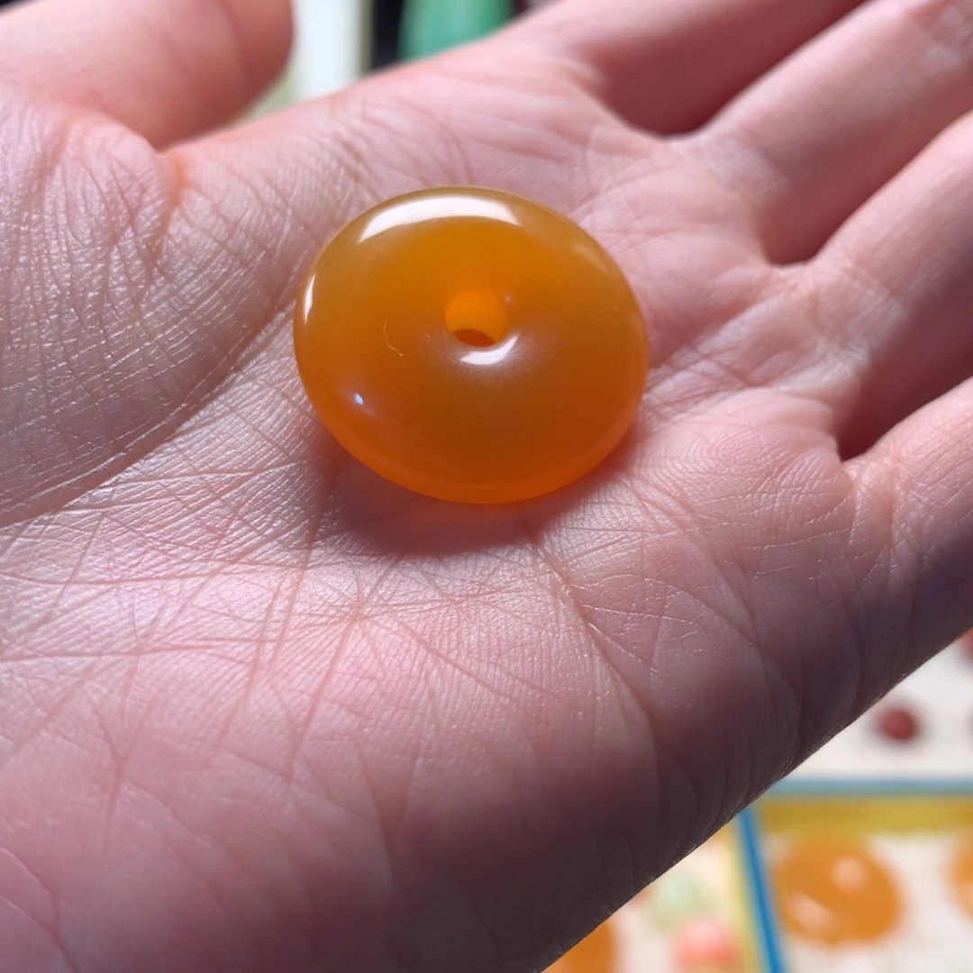 石英质玉（缅黄）未镶嵌配饰