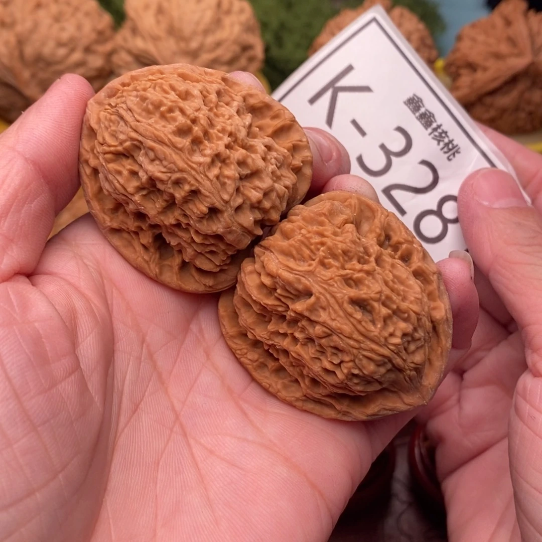 桃核把件南疆39…..