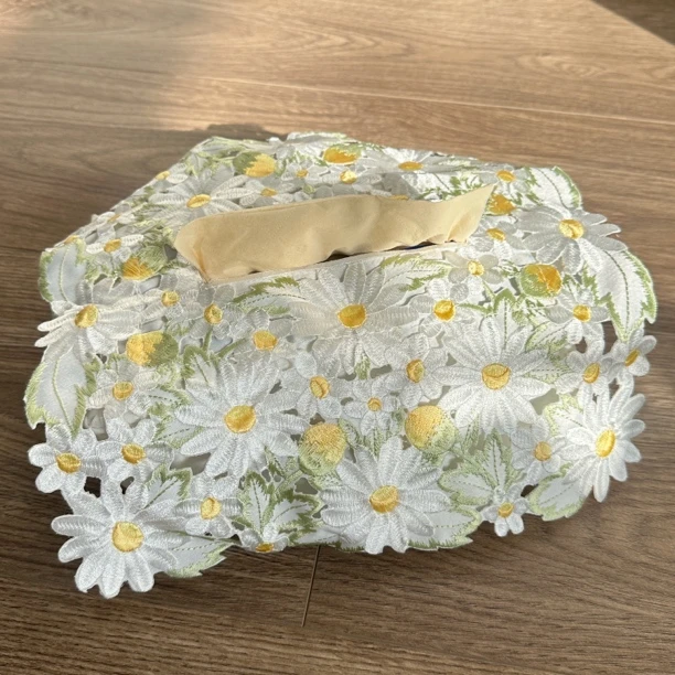 H1585 小雏菊刺绣布艺纸巾盒，尺寸约：20*10cm