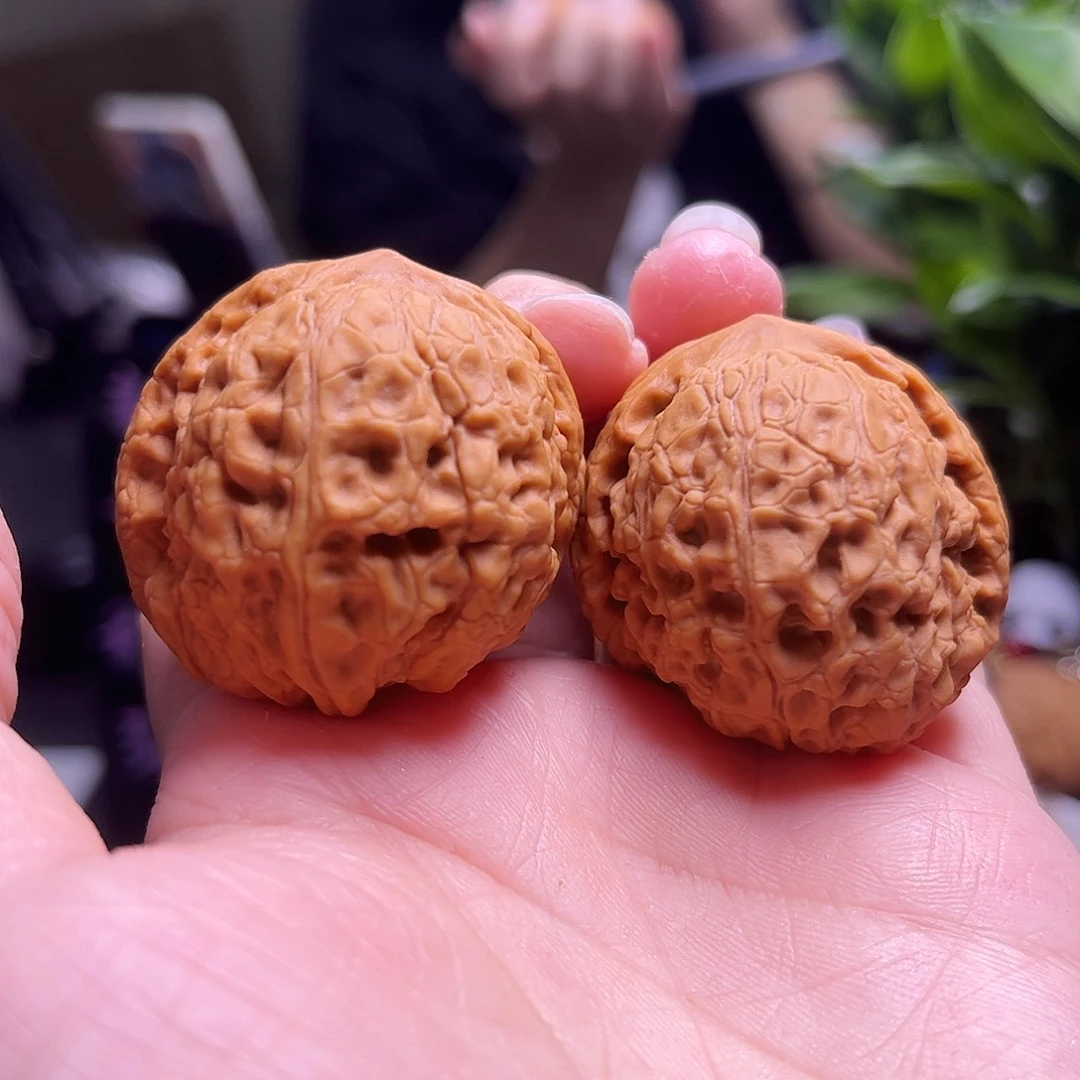 文玩核桃吊坠37尺团圆46