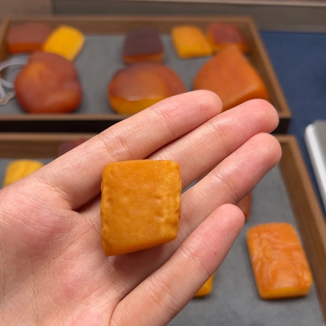 蜜蜡吊坠(不含链)未镶嵌