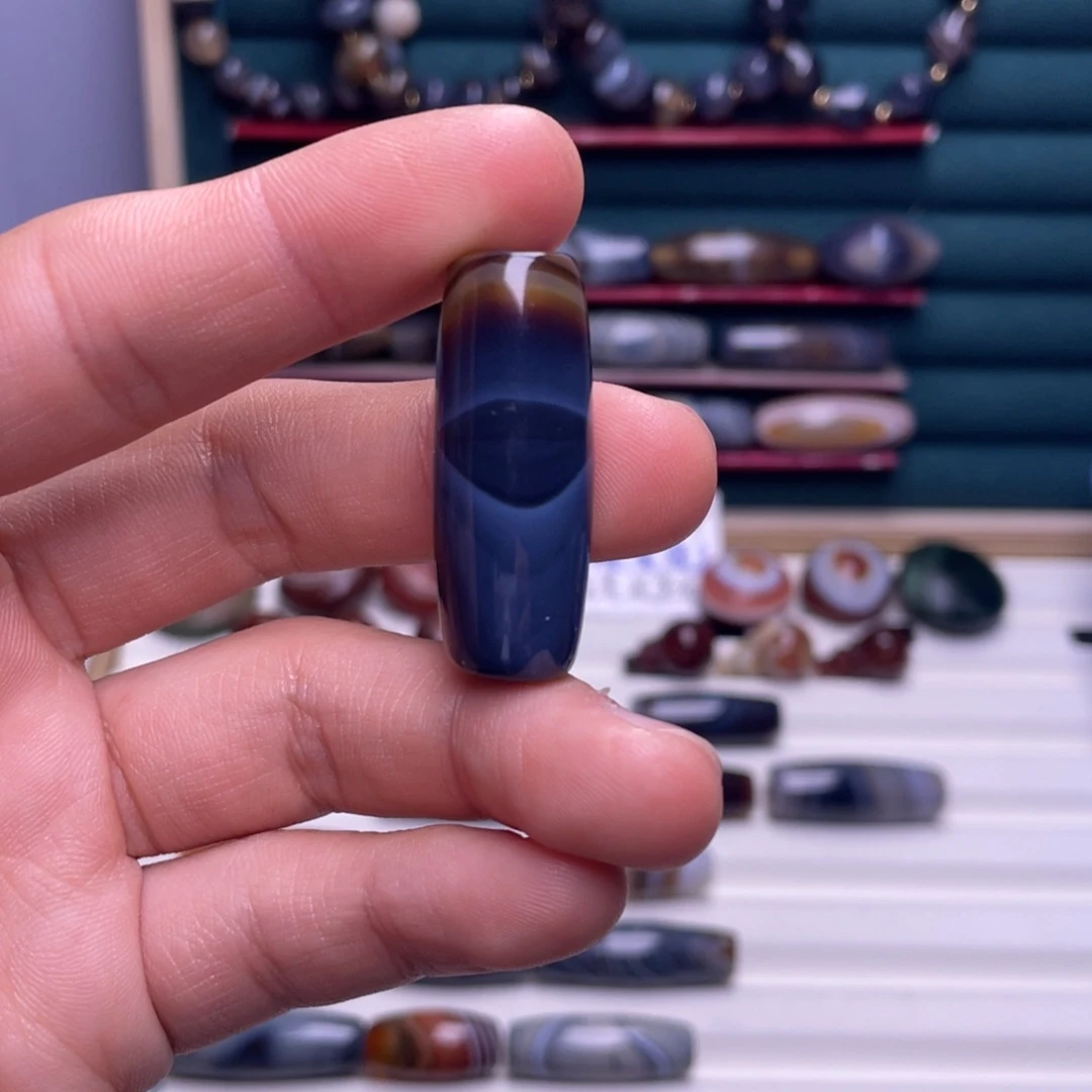 慧***端玛瑙/玉髓合金颈饰