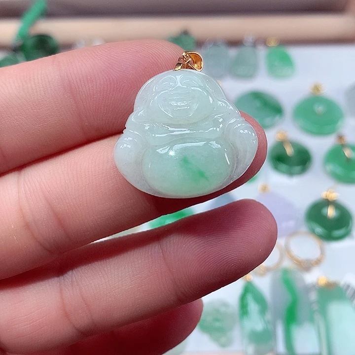 颈饰未镶嵌翡翠吊坠
