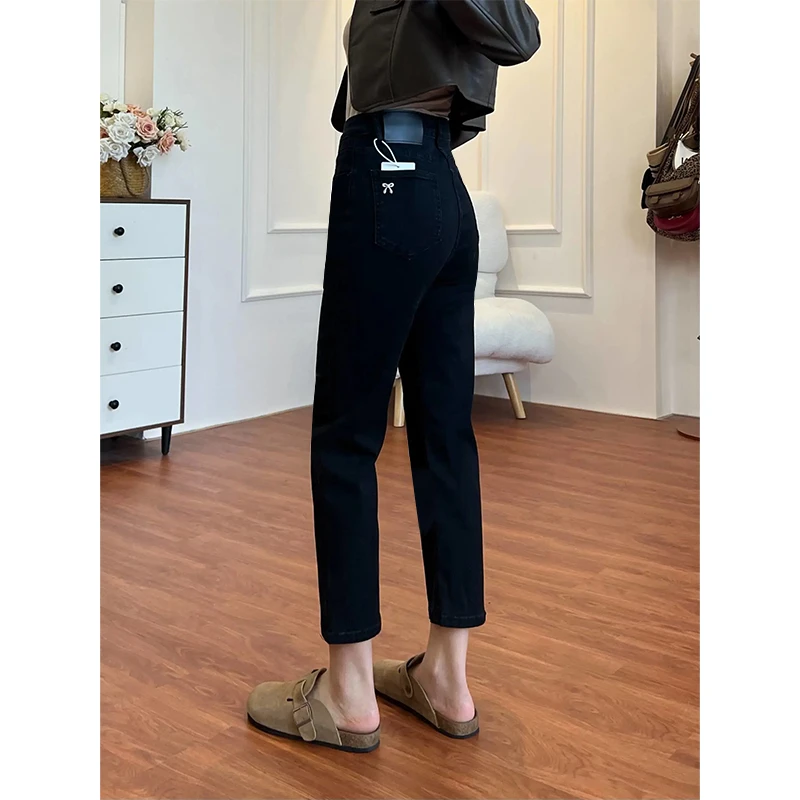 春季黑色牛仔裤女大码胖妹妹mm梨形身材显瘦弹力直筒烟管裤子