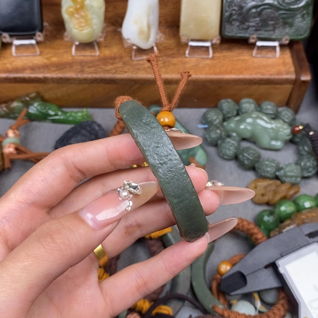 和田玉颈饰未镶嵌旮*