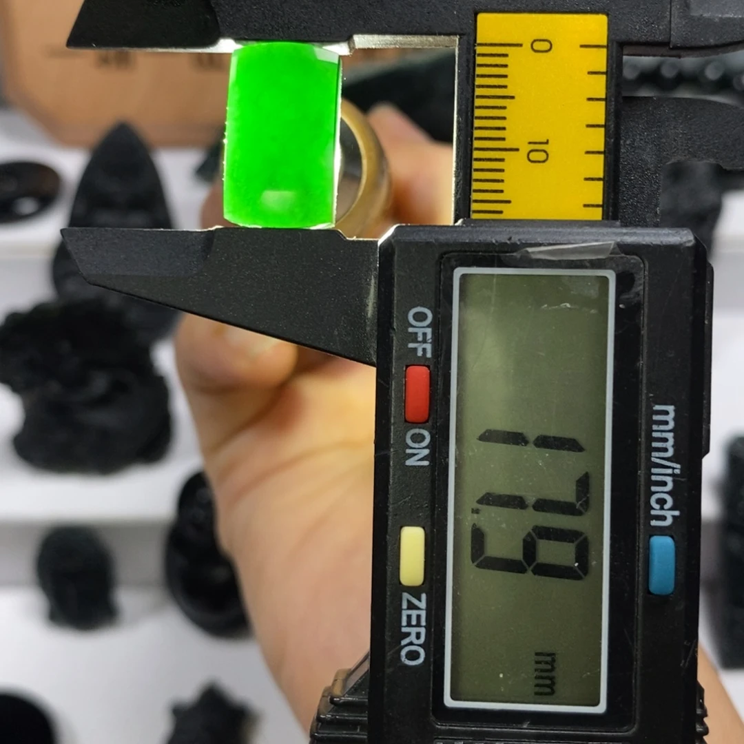 未镶嵌定制翡翠天然缅甸A货墨翠戒面