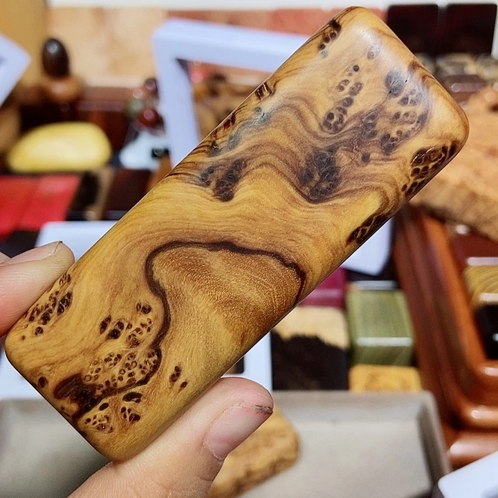 钟***i香榧木木木木my木木木木