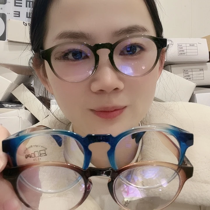 平光加老花镜175度颜色随机