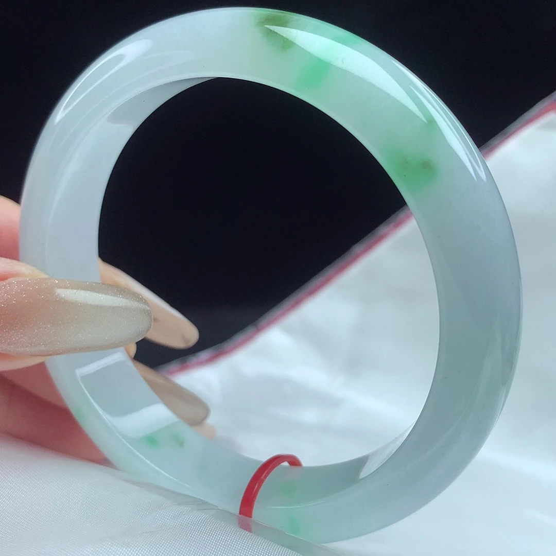 翡翠手镯未镶嵌56圈0405